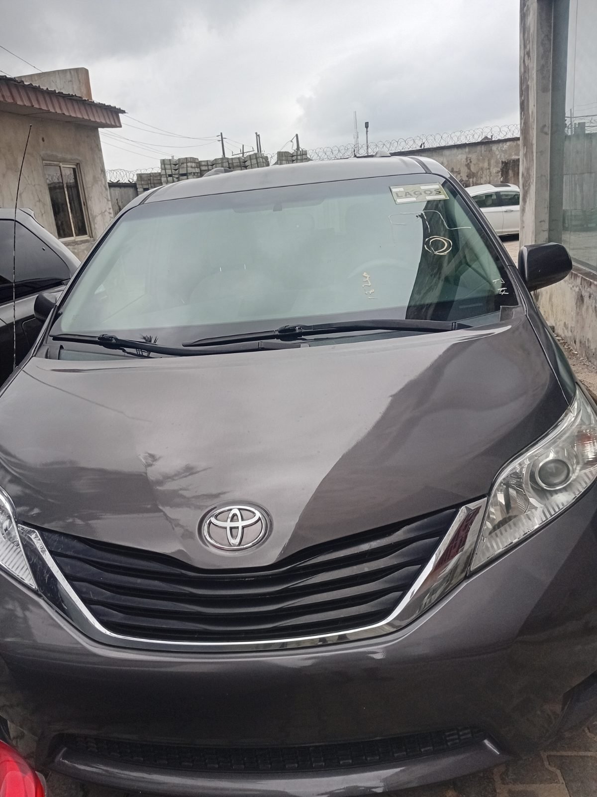 TOYOTA SIENNA